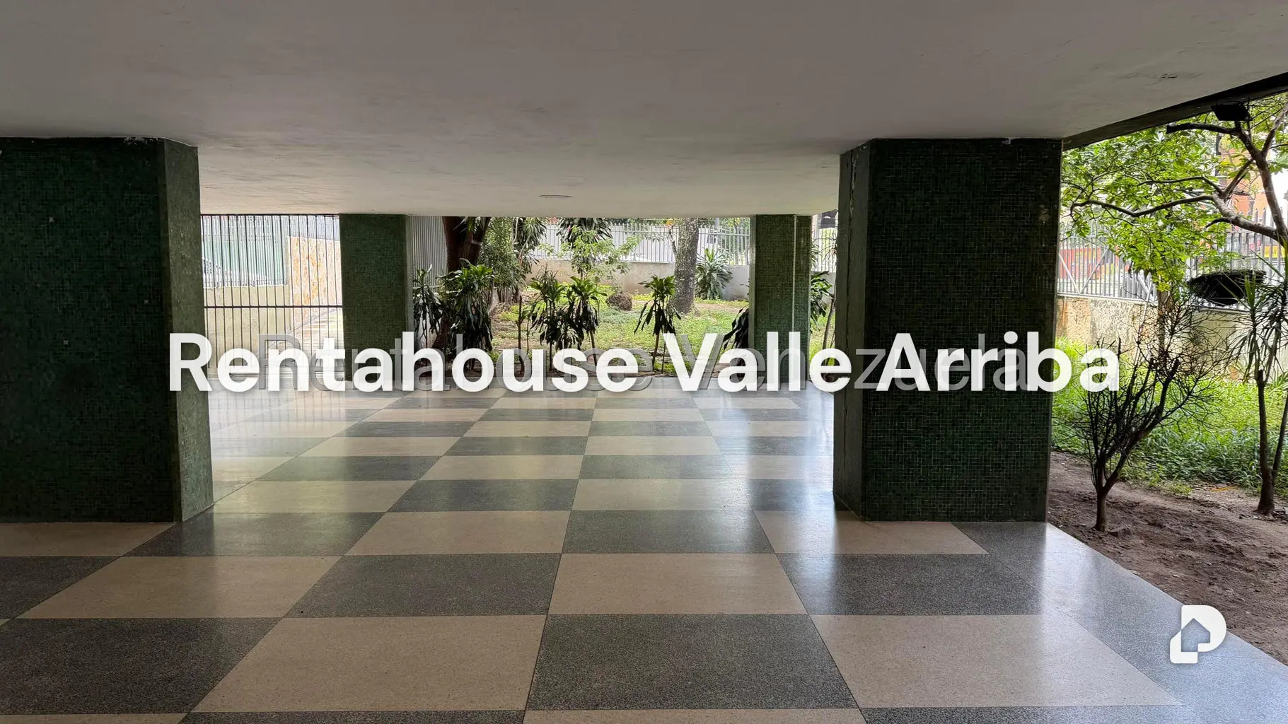 Apartamento en La Florida, Caracas – 16