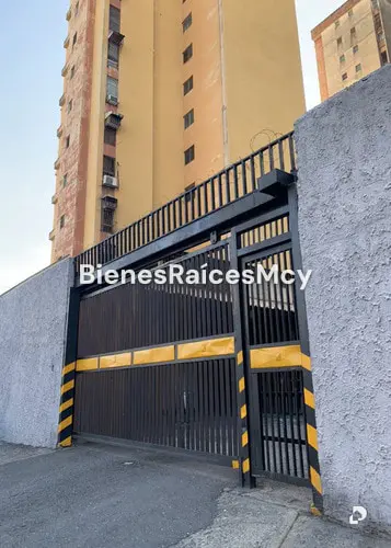Apartamento en El Centro, Maracay – 14