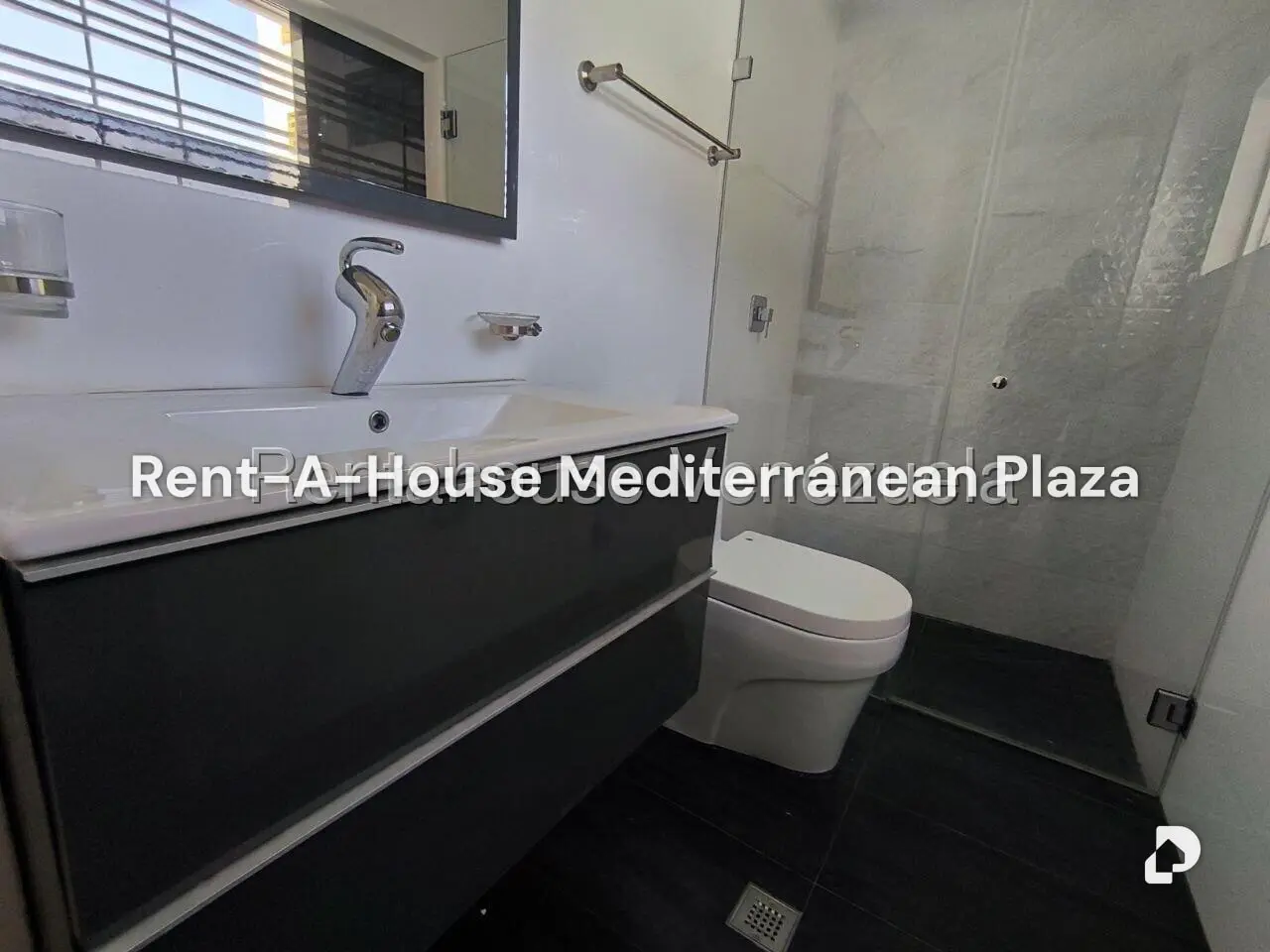 Apartment in Guaparo, Valencia – 20