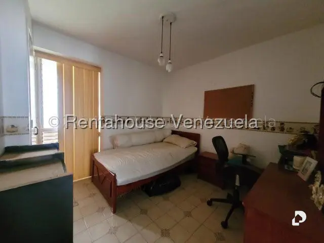 Apartamento en El Paraíso, Caracas – 16