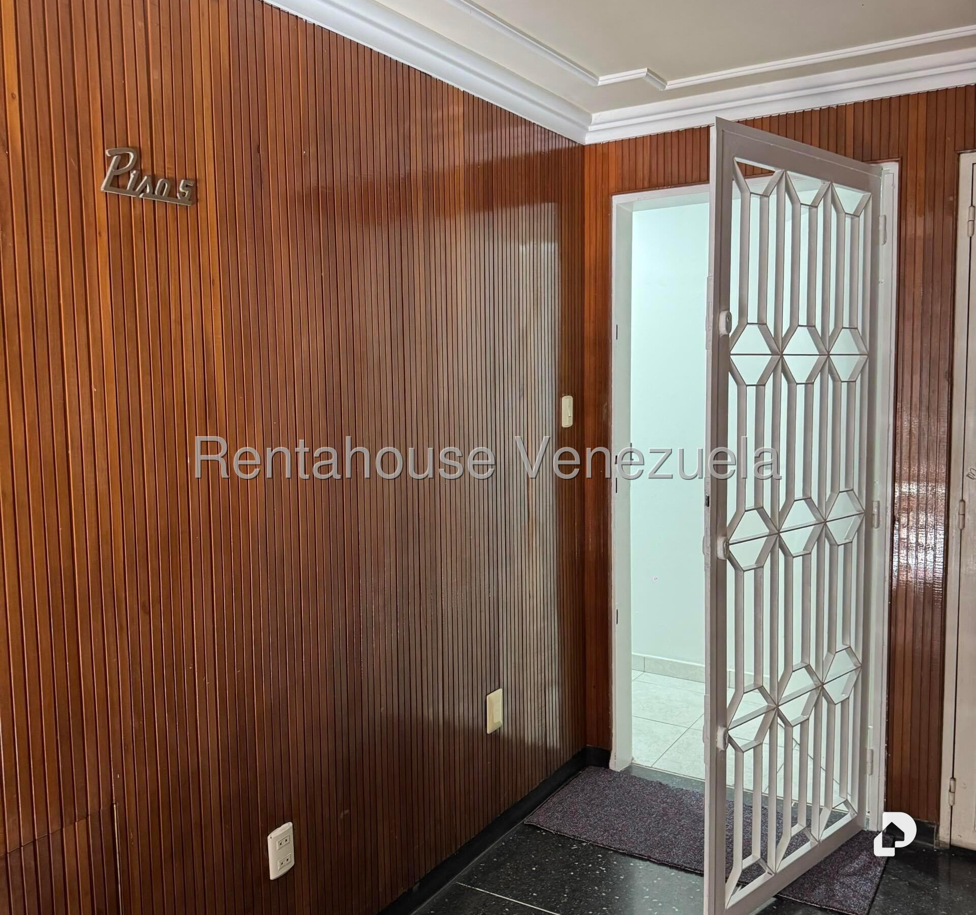 Apartamento en Sabana Grande, Caracas – 4