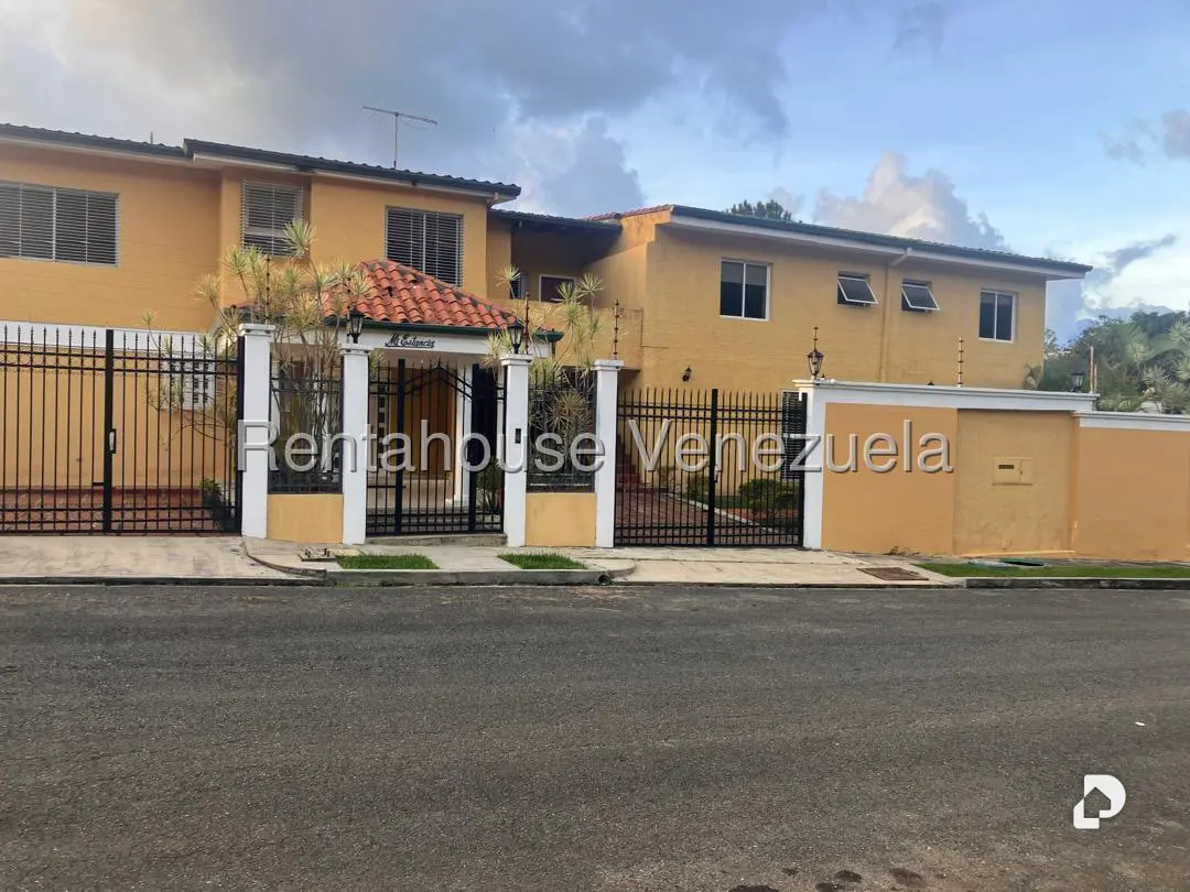 Casa en La Boyera, Caracas – 24
