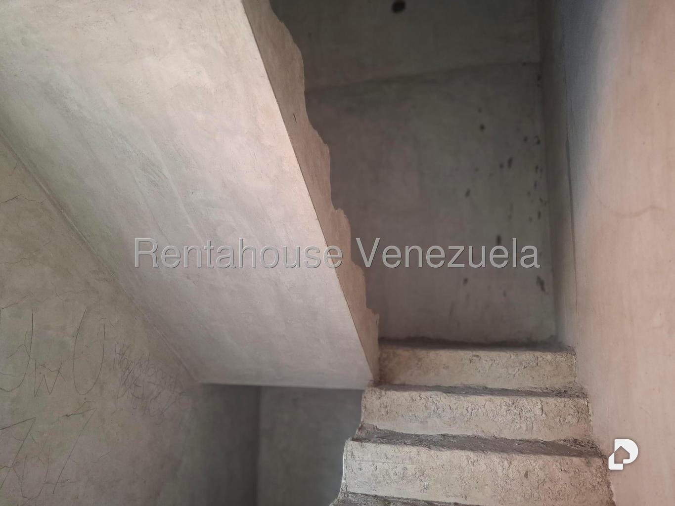 Apartamento en El Rosal, Caracas – 13