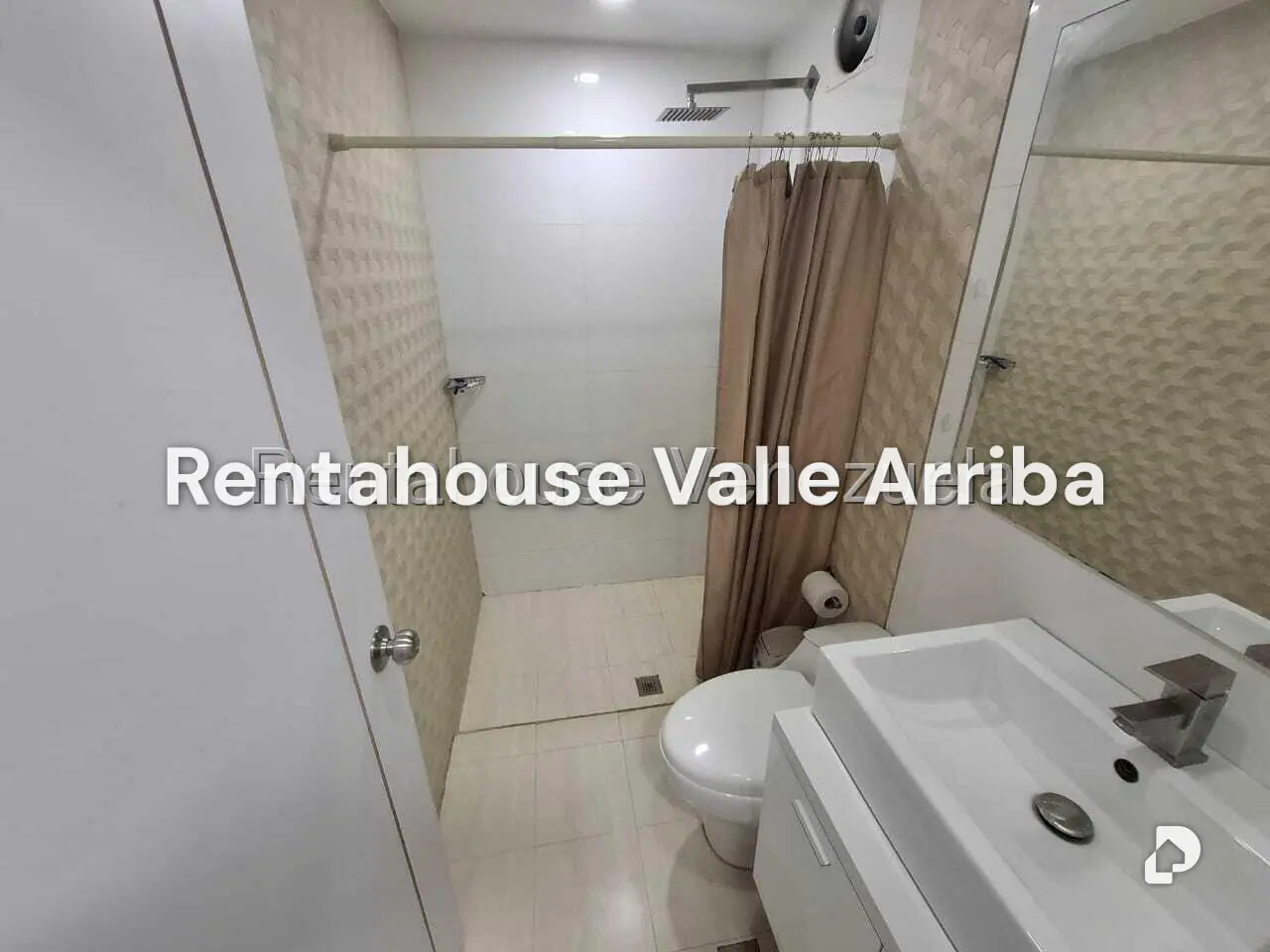 Apartamento en Colinas de La Tahona, Caracas – 15