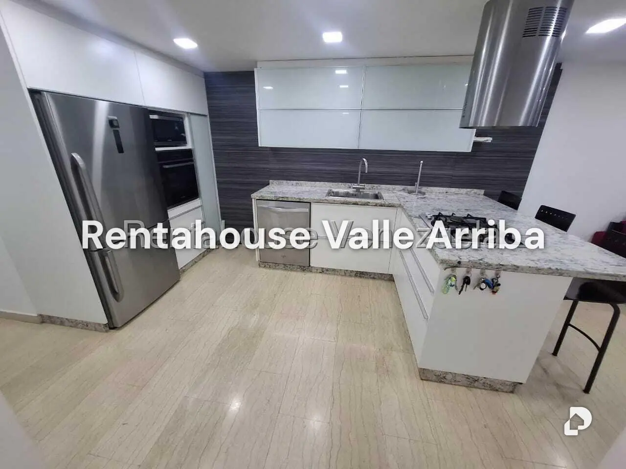 Apartamento en Colinas de La Tahona, Caracas – 3