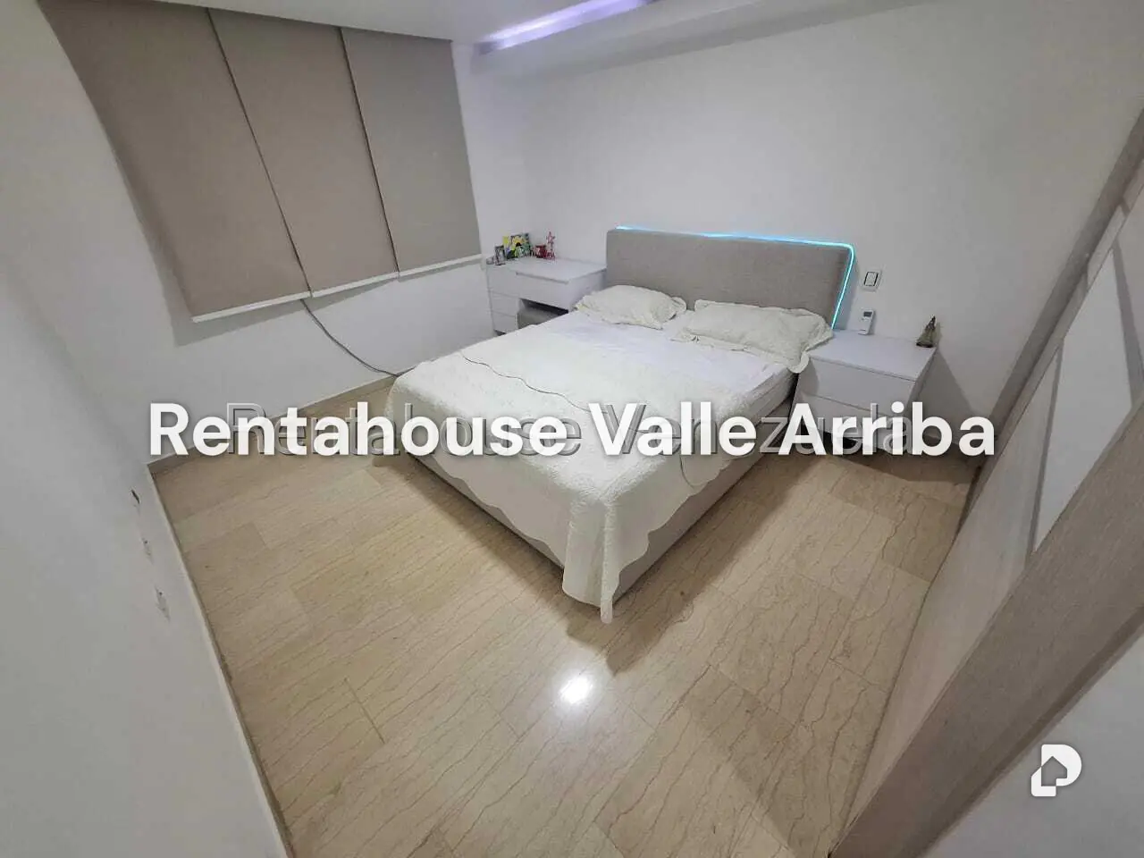 Apartamento en Colinas de La Tahona, Caracas – 11