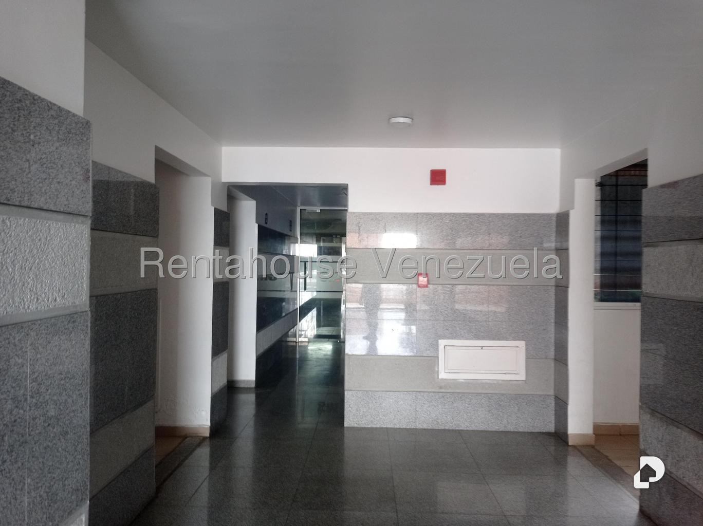 Apartamento en Colinas de La Tahona, Caracas – 22