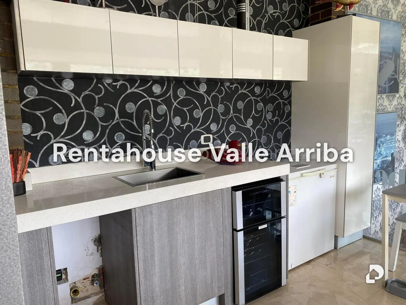 Apartamento en Los Naranjos de las Mercedes, Caracas – 24
