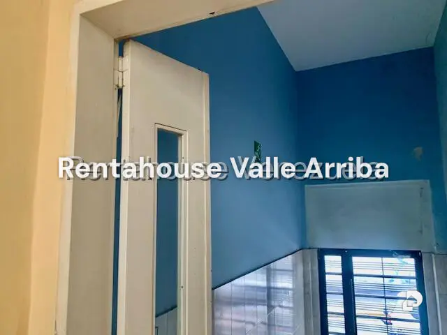 Local comercial en Parroquia Altagracia, Caracas – 16