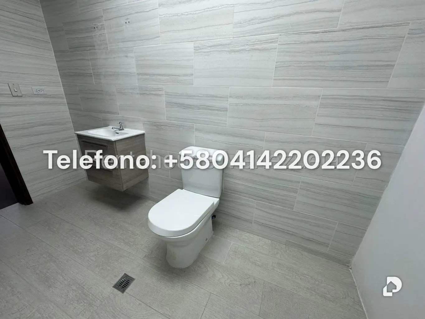 Oficina en El Rosal, Caracas – 13