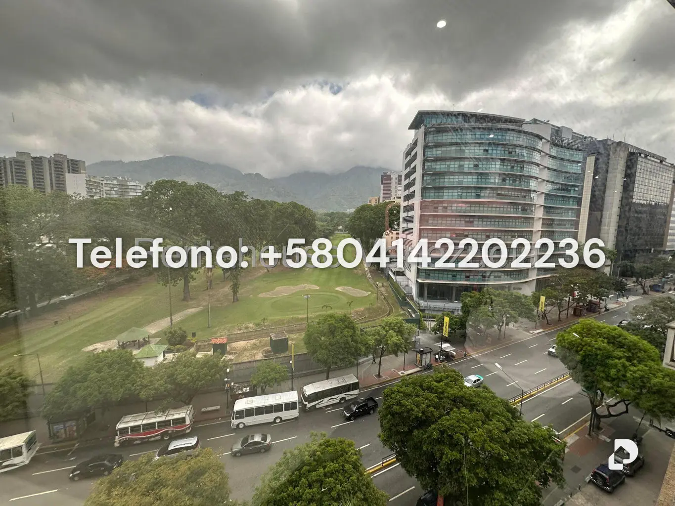 Oficina en El Rosal, Caracas – 17