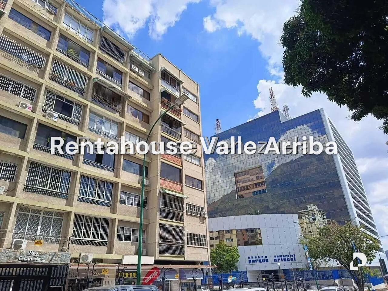 Apartamento en Los Palos Grandes, Caracas – 18