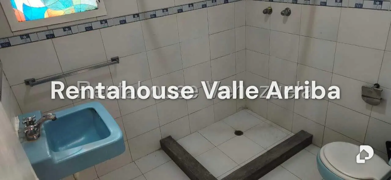 Apartamento en Los Palos Grandes, Caracas – 13