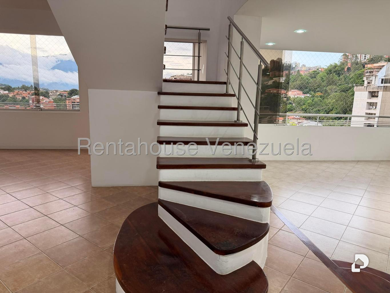 Apartamento en Las Esmeraldas, Caracas – 10