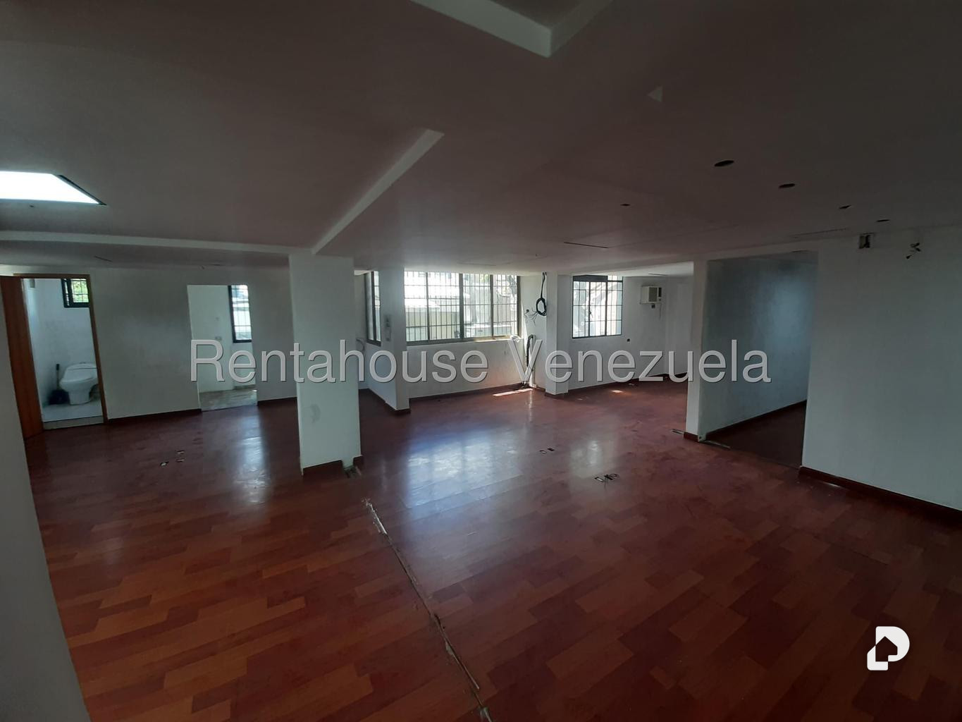 Oficina en Las Mercedes, Caracas – 7