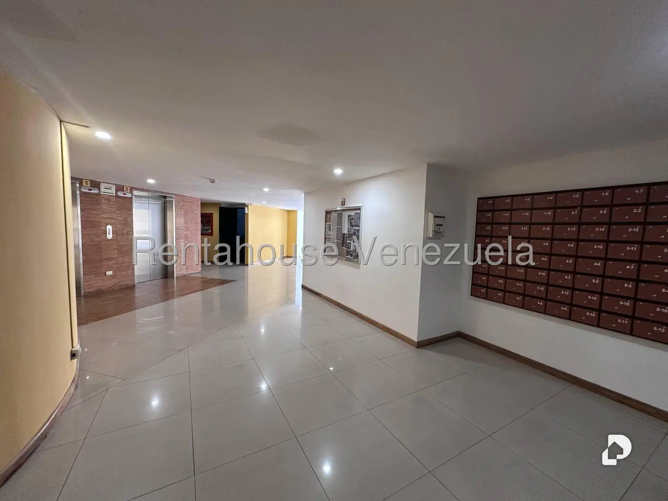 Apartment in Santa Mónica, Caracas – 2