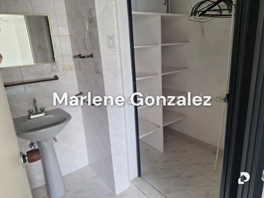 Apartamento en Caracas – 11