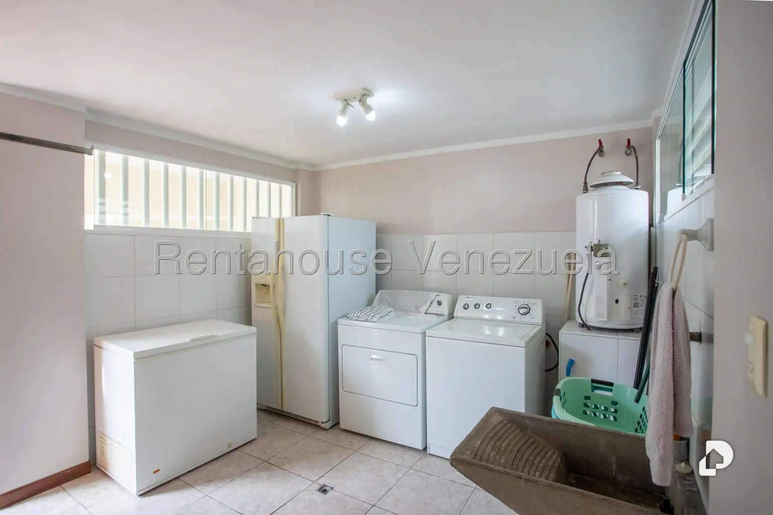 Casa en Colinas de Bello Monte, Caracas – 54