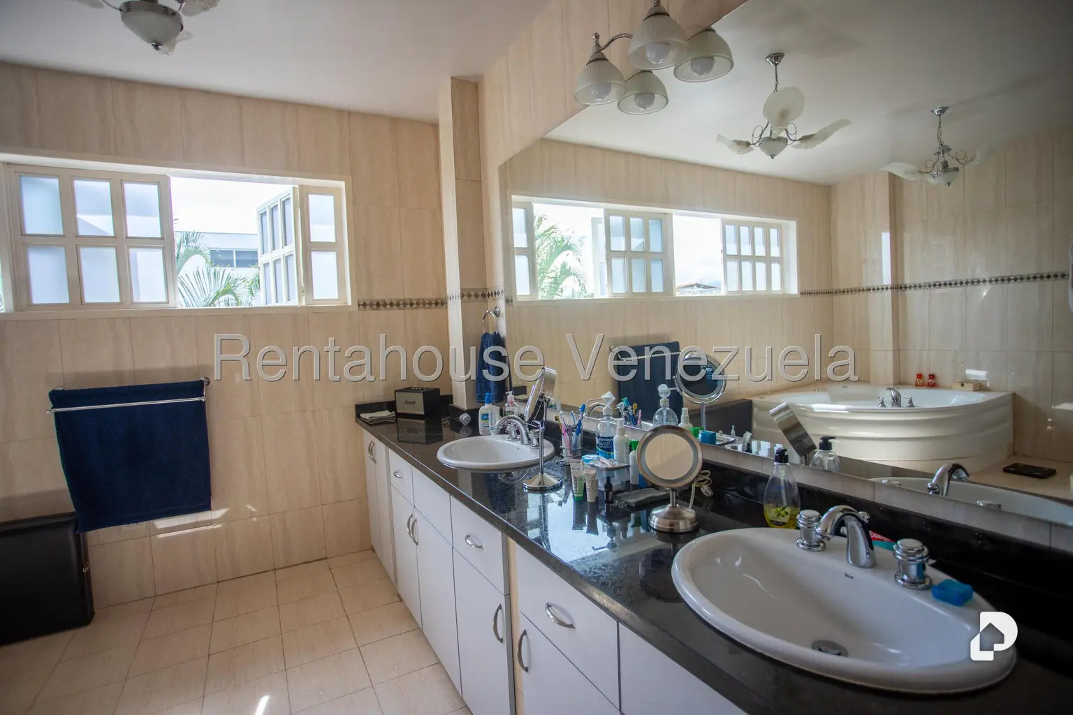 Casa en Colinas de Bello Monte, Caracas – 16