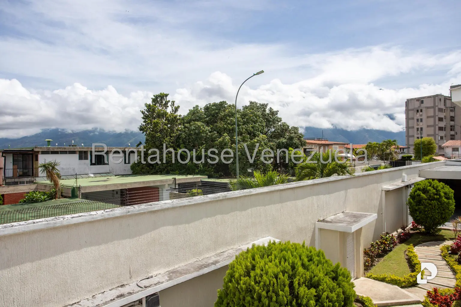 Casa en Colinas de Bello Monte, Caracas – 50