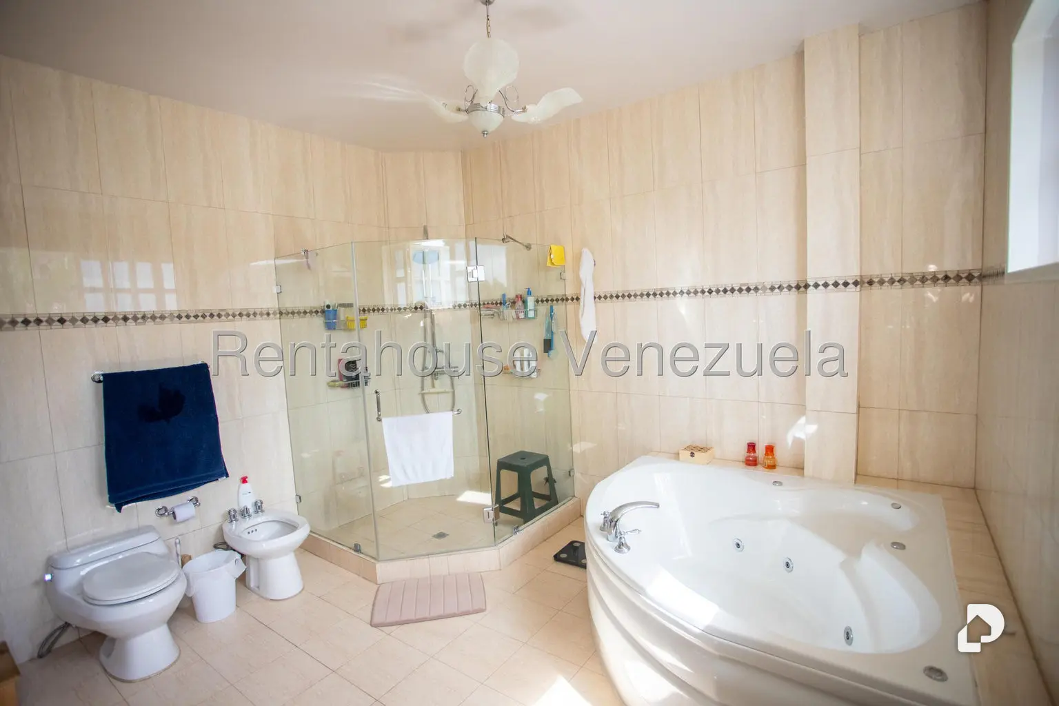 Casa en Colinas de Bello Monte, Caracas – 18