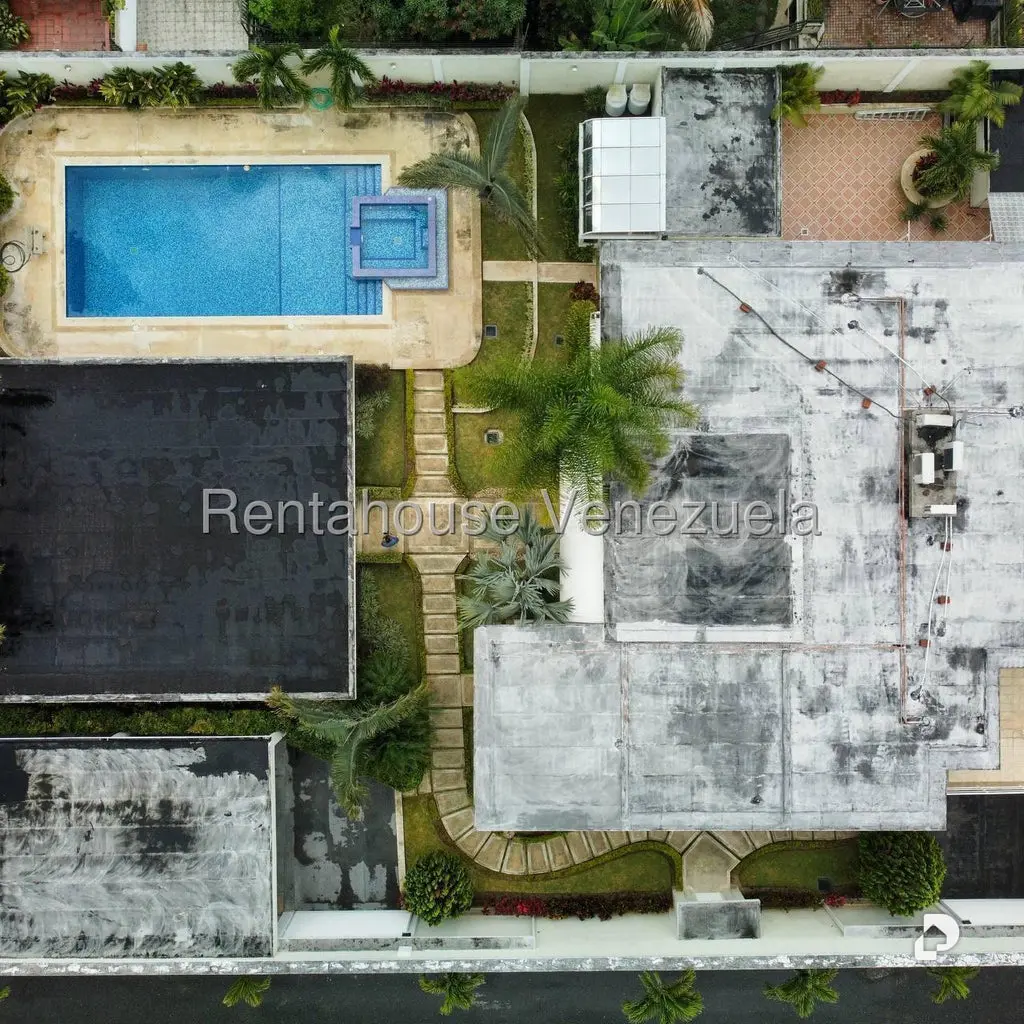 Casa en Colinas de Bello Monte, Caracas – 57