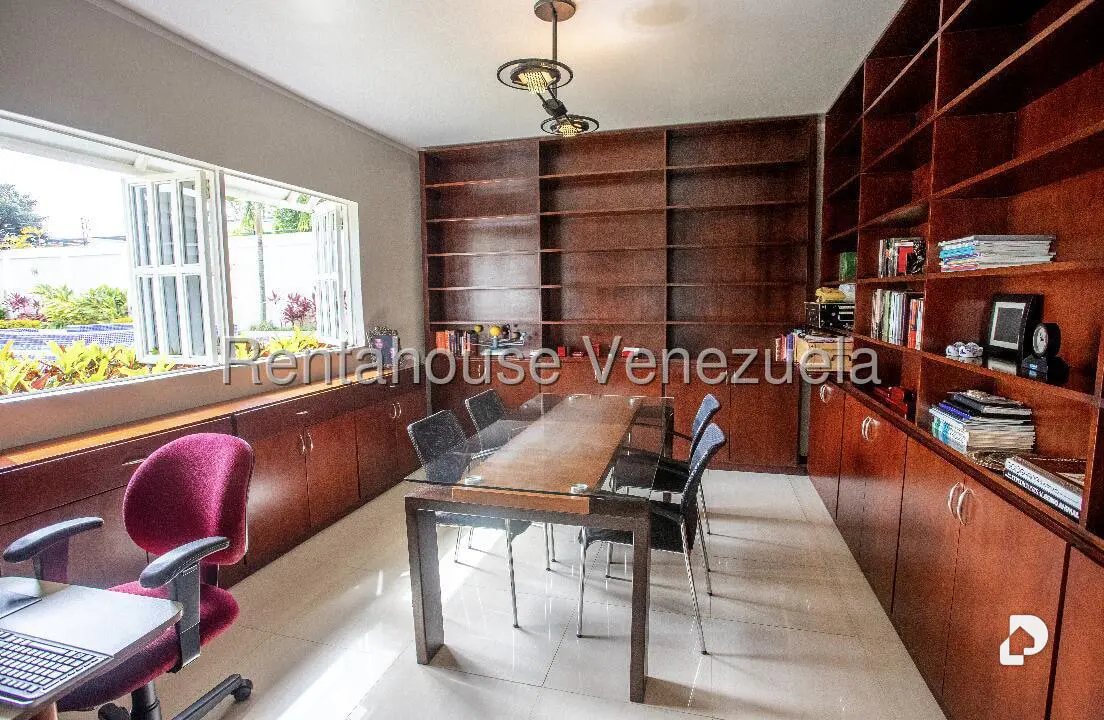 Casa en Colinas de Bello Monte, Caracas – 22
