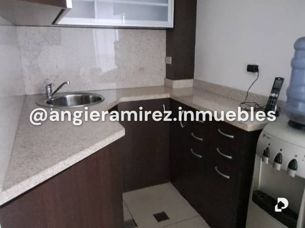 Oficina en Caracas – 14