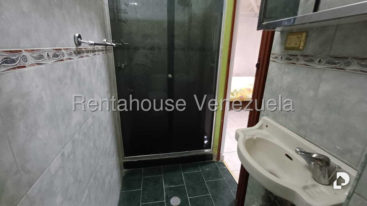 House in Macarena Sur, Los Teques – 11
