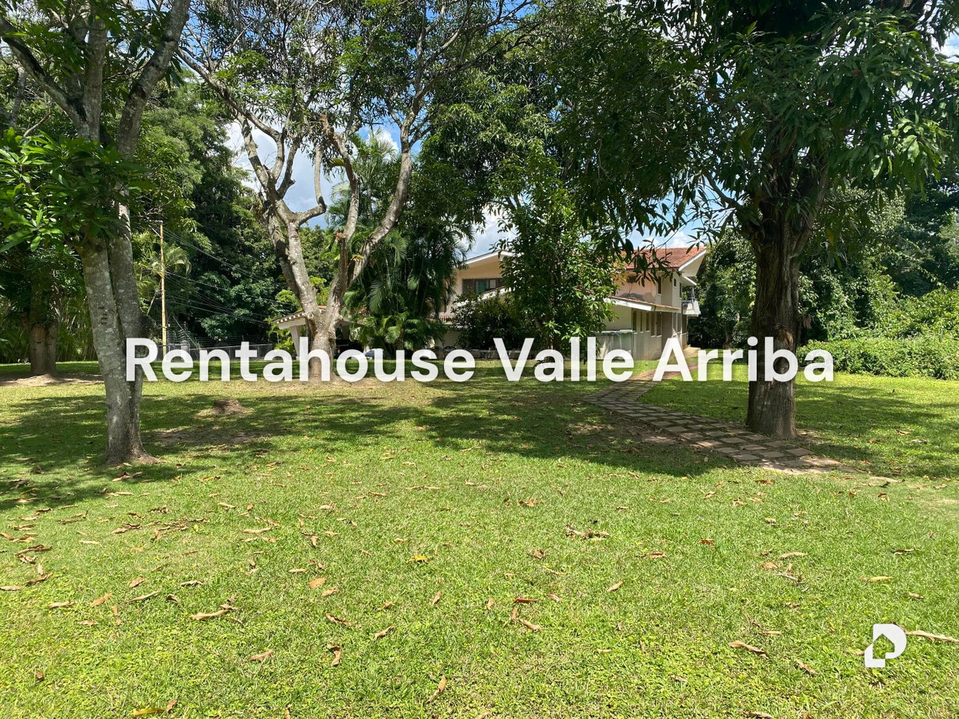 Casa en Valle Arriba, Caracas – 13