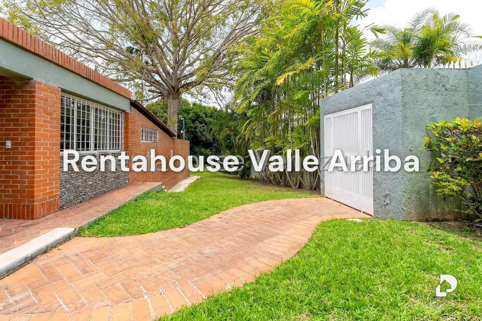 Casa en La Lagunita Country Club, Caracas – 1