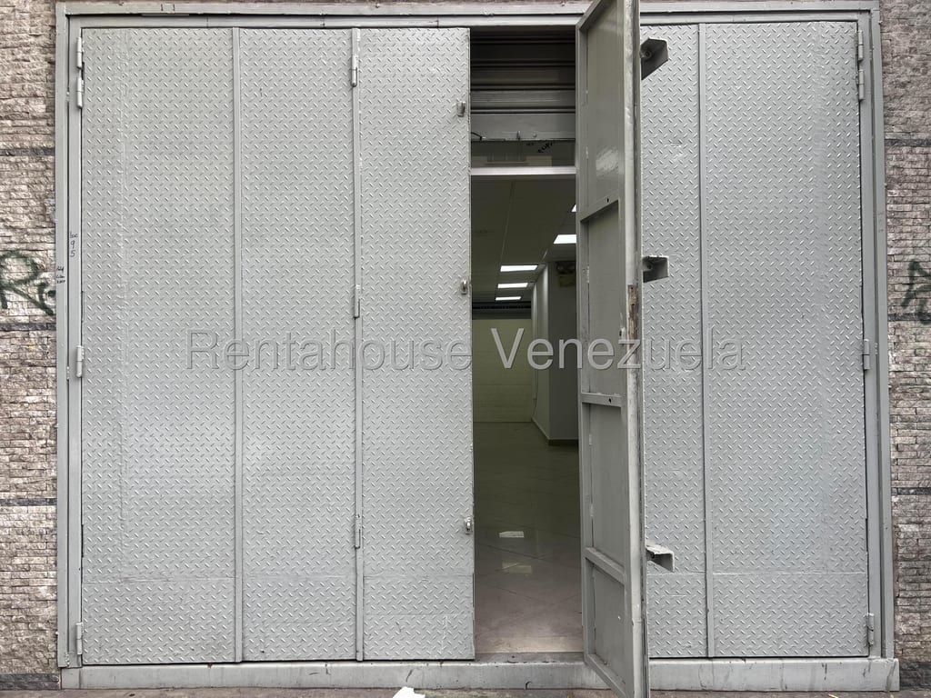 Local comercial en Caracas - 1