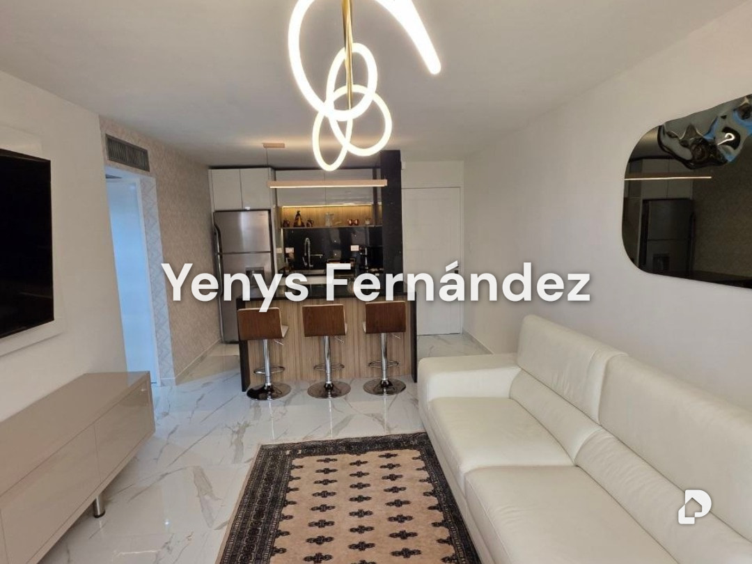 Apartamento en Res. Entremares - Av. Américo Vespucio, Complejo Turístico El Morro, Lechería – 3