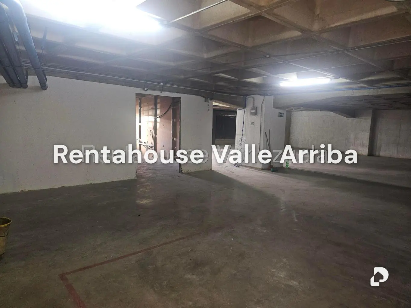 Local comercial en La Yaguara, Caracas – 19