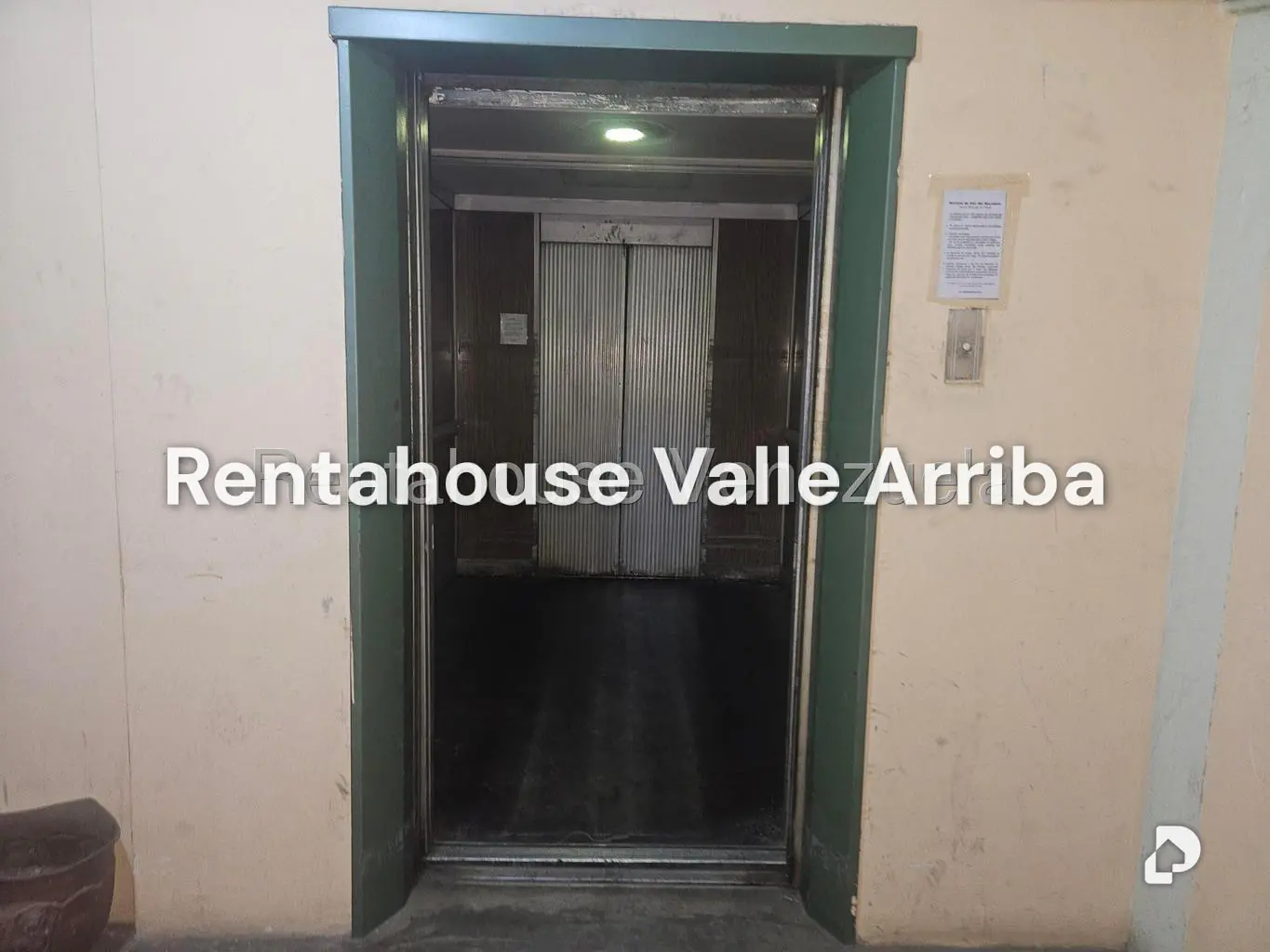 Local comercial en La Yaguara, Caracas – 18
