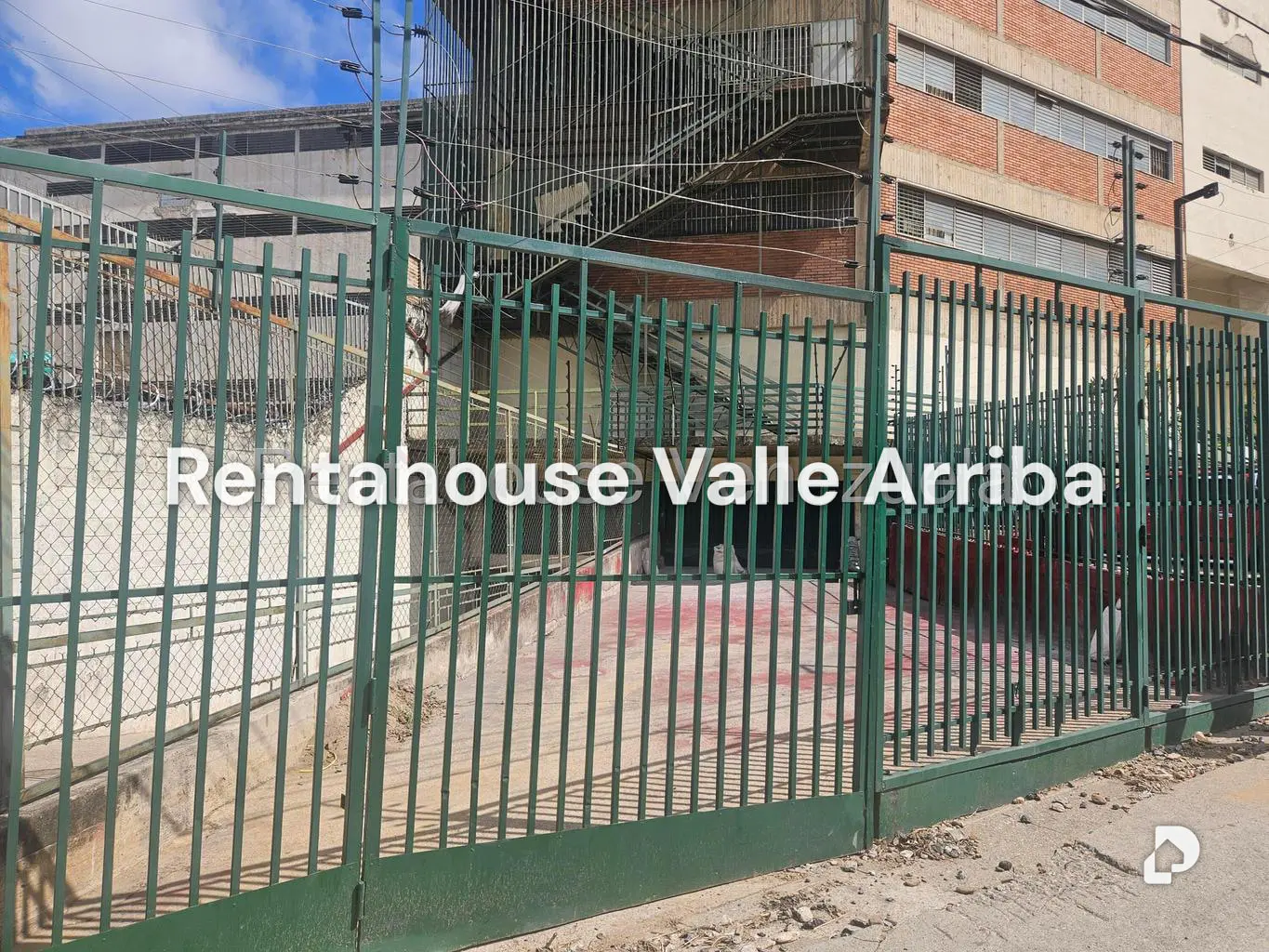 Local comercial en La Yaguara, Caracas – 1