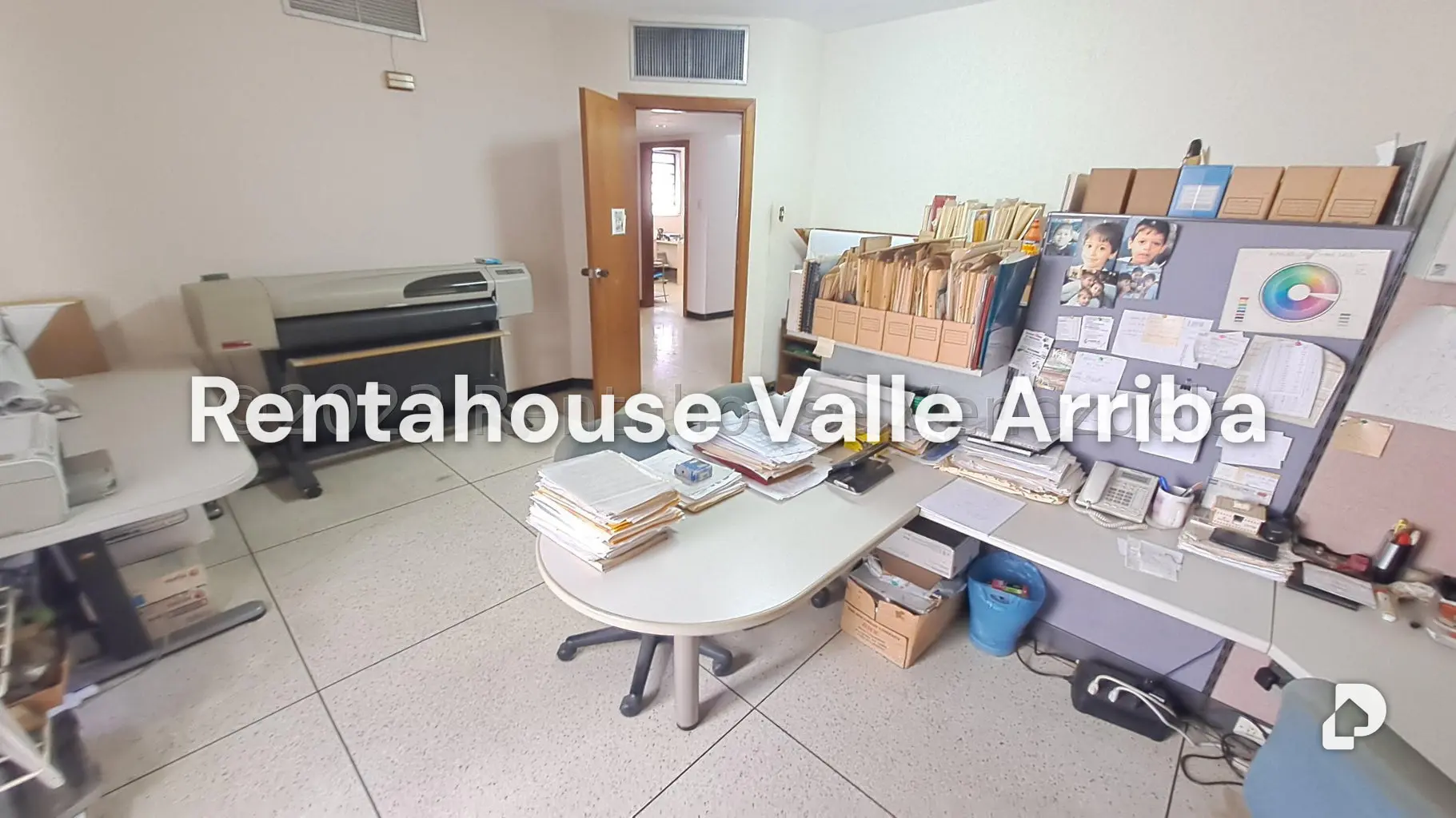 Local comercial en Colinas de Bello Monte, Caracas – 28