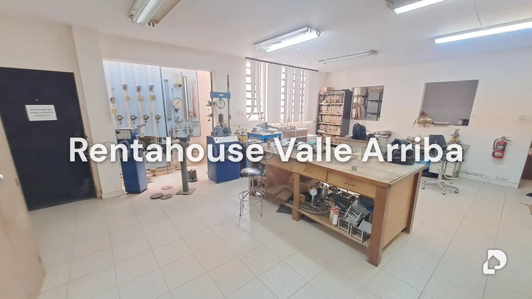 Local comercial en Colinas de Bello Monte, Caracas – 13