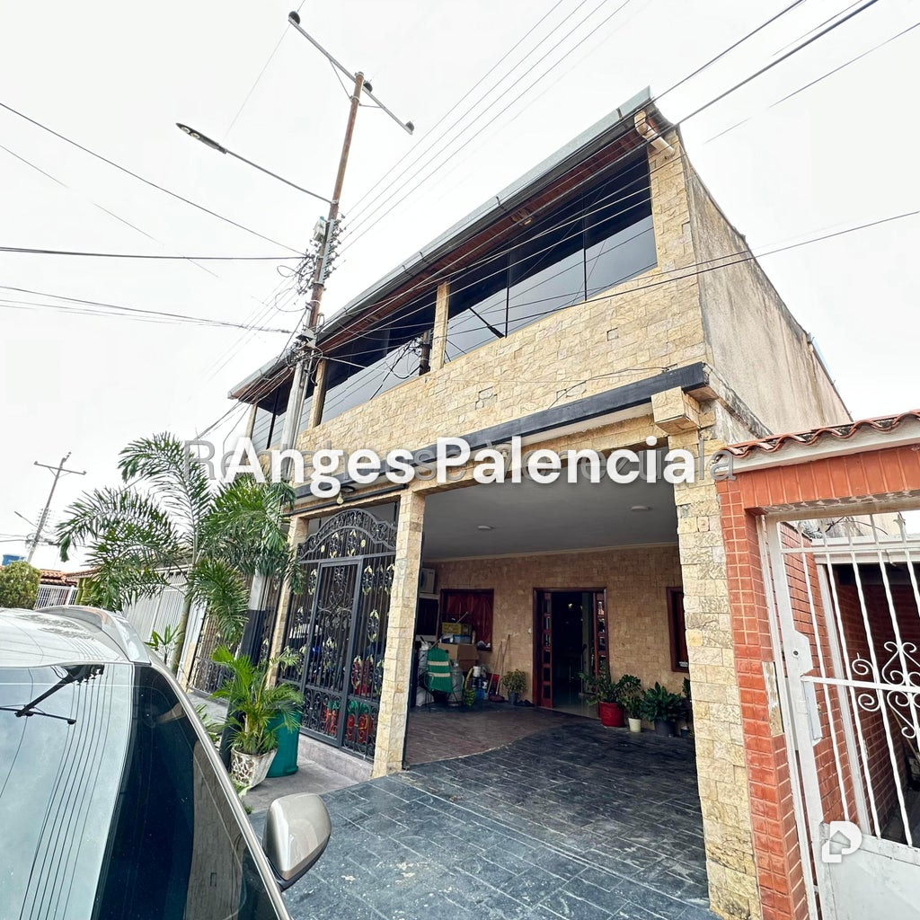 Casa en Don Genaro, Maracay – 2