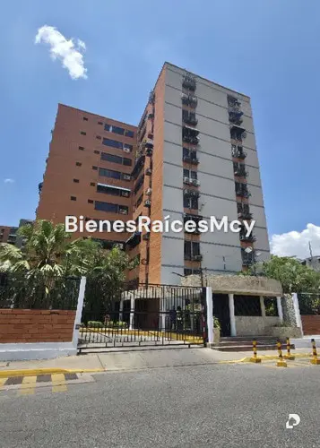 Apartamento en Base Aragua, Maracay – 1
