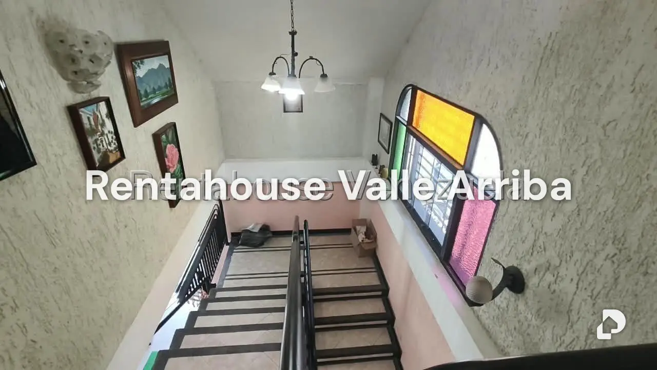 Casa en Valle Alto, Los Teques – 28