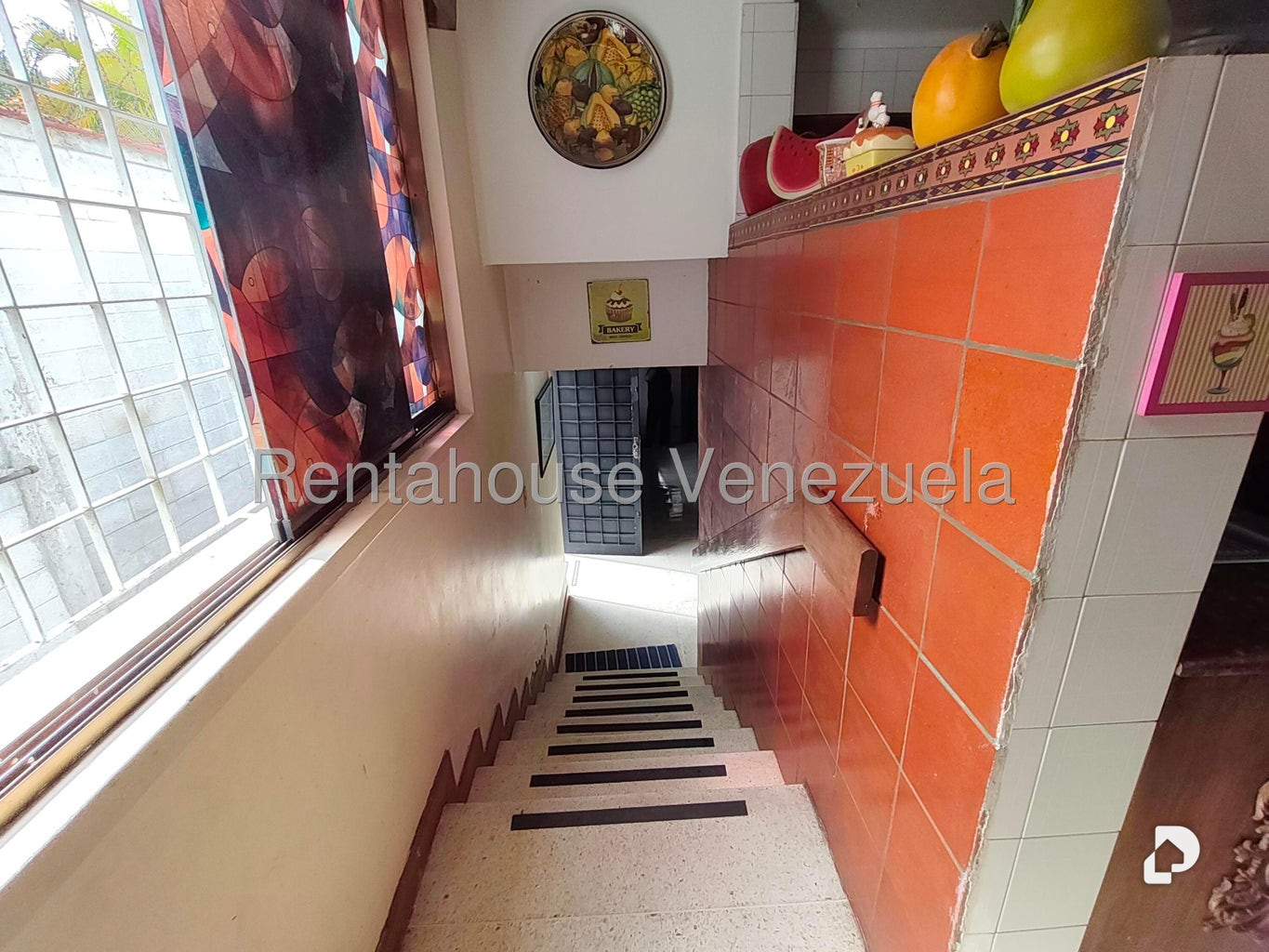 Casa en Prados del Este, Caracas – 25