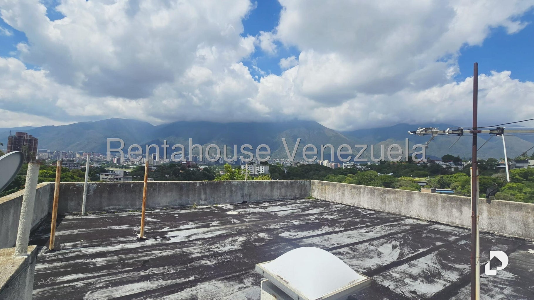 Casa en Lomas del Mirador, Caracas – 13
