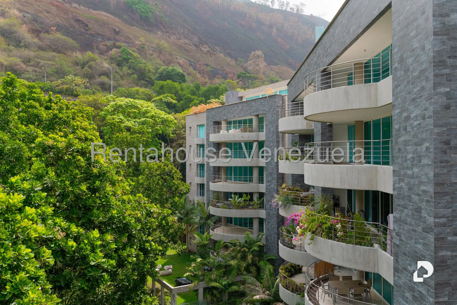 Apartamento en Los Chorros, Caracas – 22