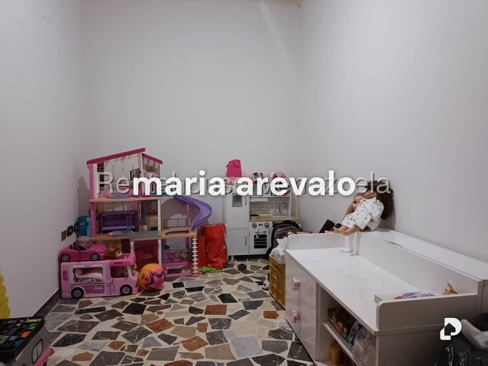 Casa en Colinas de Vista Alegre, Caracas – 23