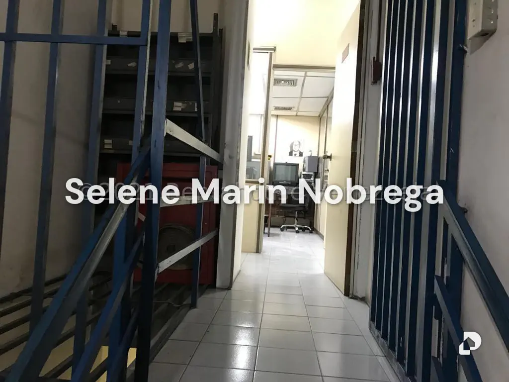 Local comercial en Parroquia La Candelaria, Caracas – 6