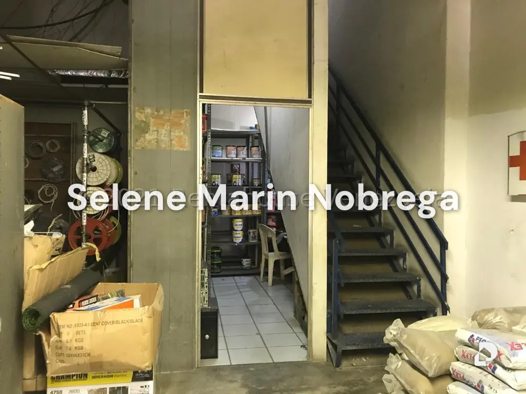 Local comercial en Parroquia La Candelaria, Caracas – 4