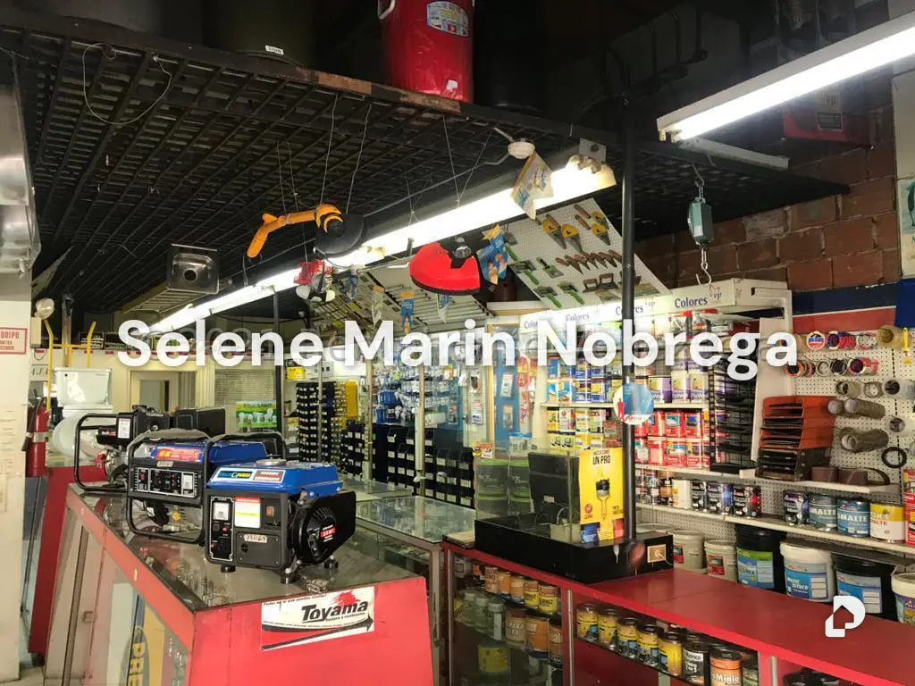 Local comercial en Parroquia La Candelaria, Caracas – 2