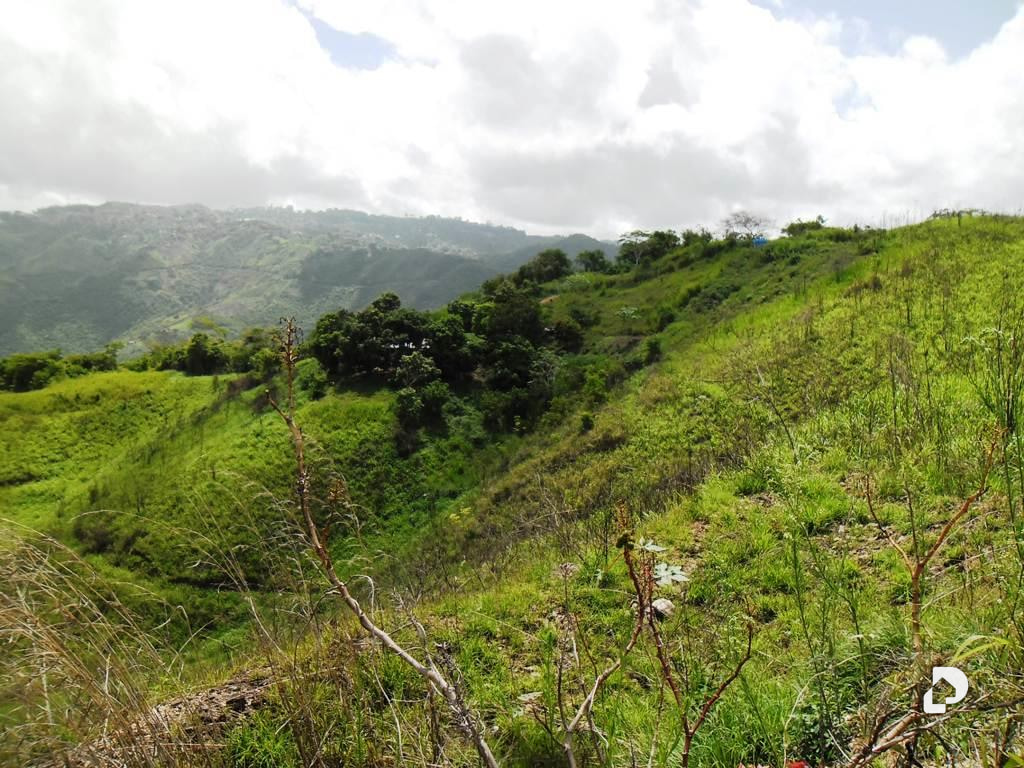 Land in El Hatillo, Caracas – 18