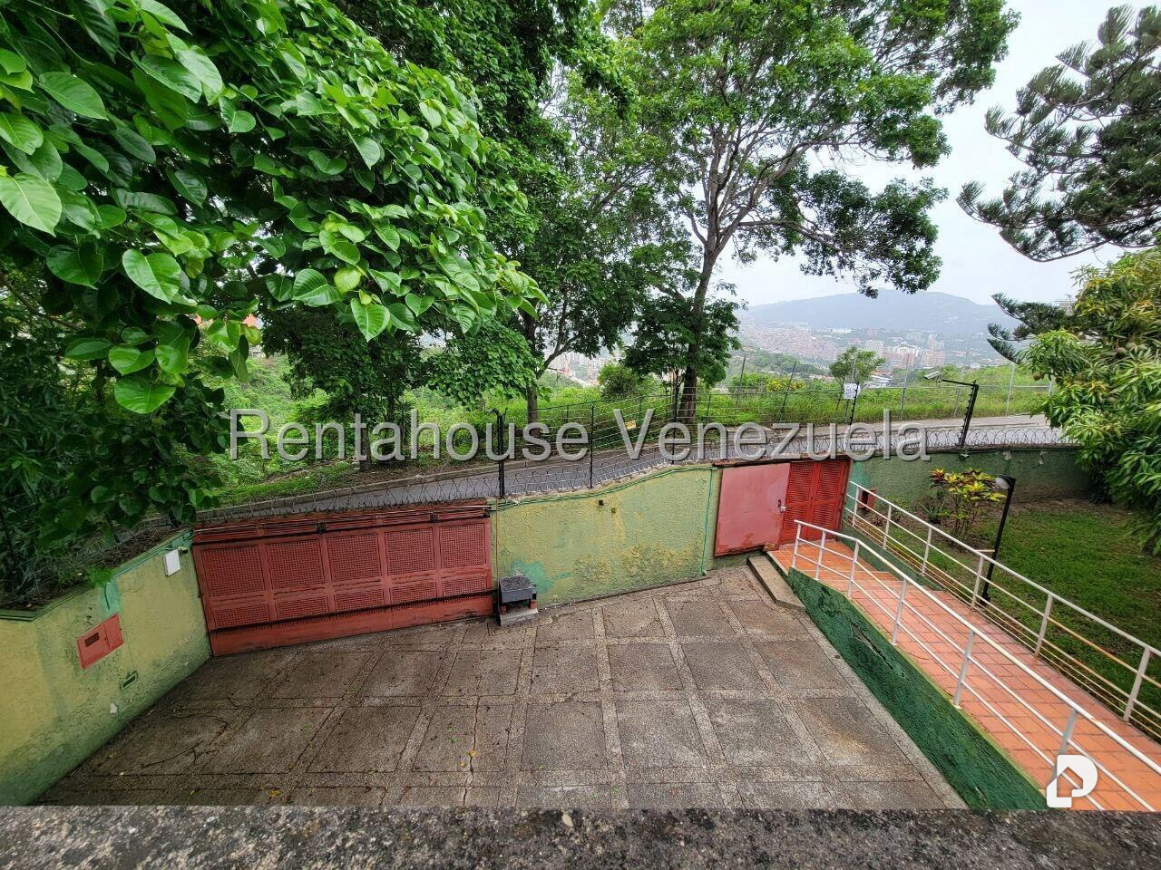 Casa en Colinas de Bello Monte, Caracas – 28